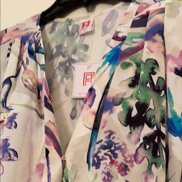 NWT! Wide Leg Watercolor Jumpsuit size L - Picture 5 of 6